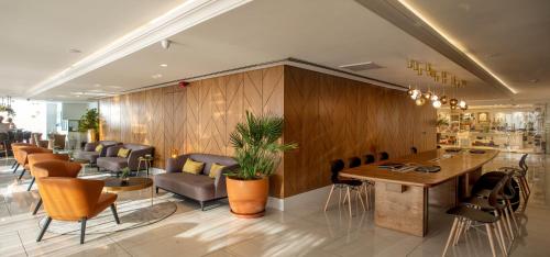 carlton tel aviv hotel