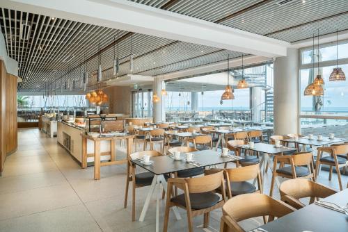 carlton tel aviv hotel