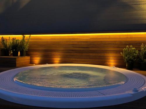 carlton tel aviv hotel