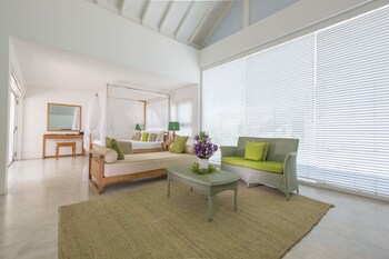 sri sharavi beach villas and spa