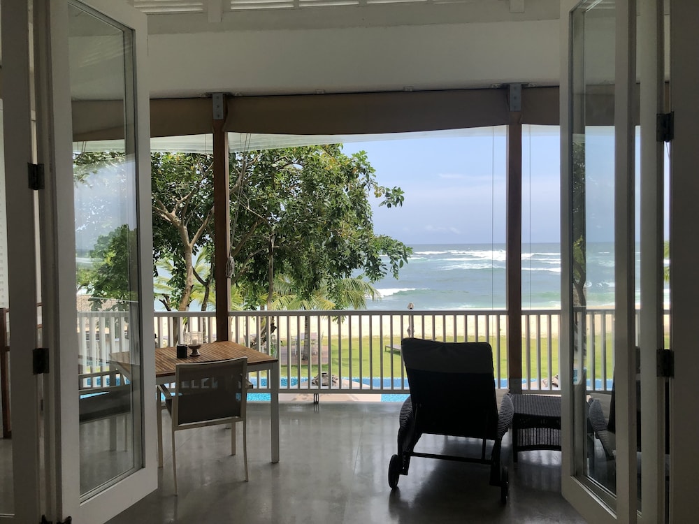 sri sharavi beach villas and spa