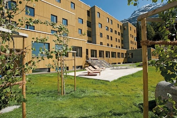 youth hostel st moritz