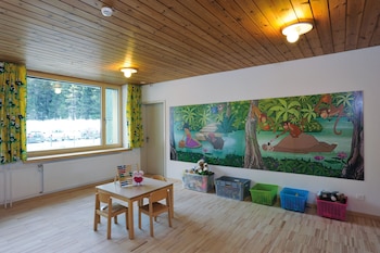 youth hostel st moritz