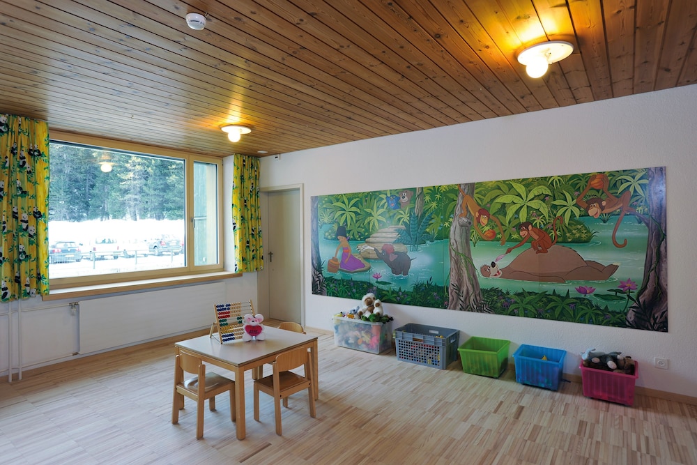 youth hostel st moritz