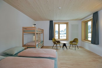 youth hostel st moritz
