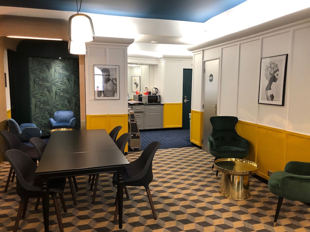 ibis styles paris cadet lafayette