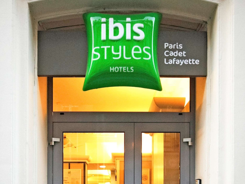 ibis styles paris cadet lafayette