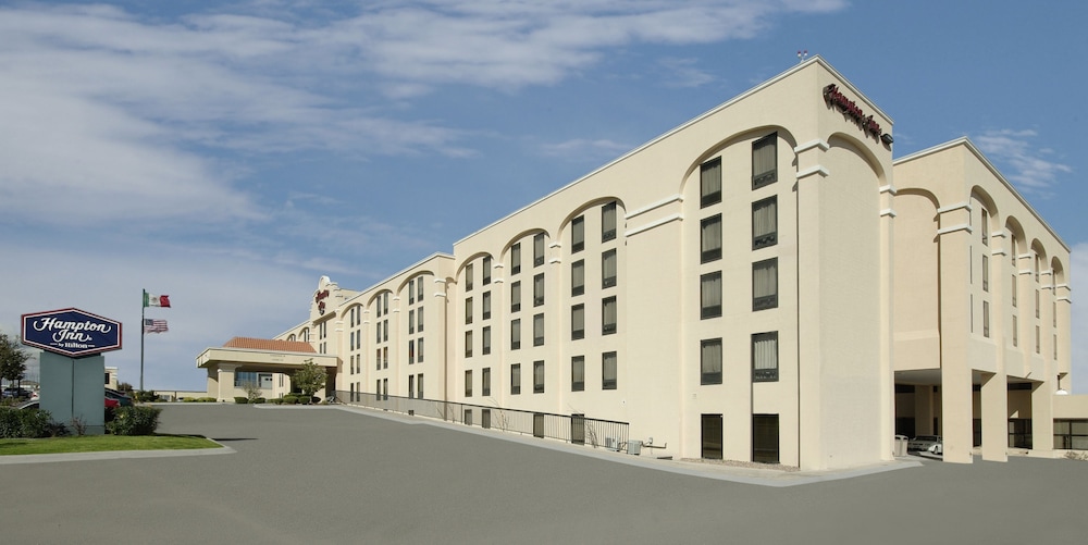 hampton by hilton chihuahua