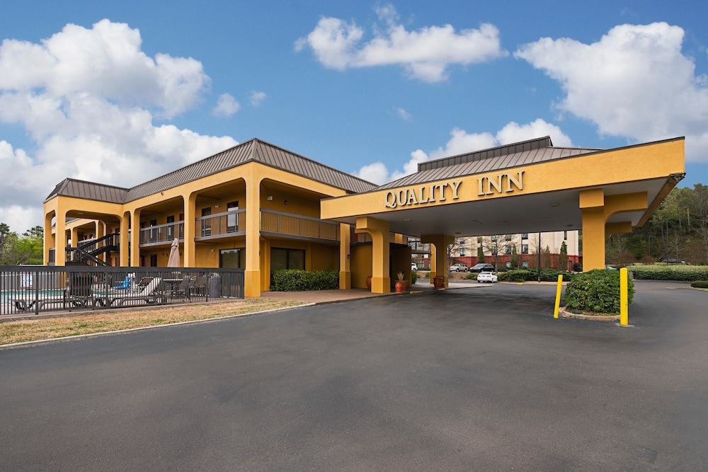 quality inn airport southeast