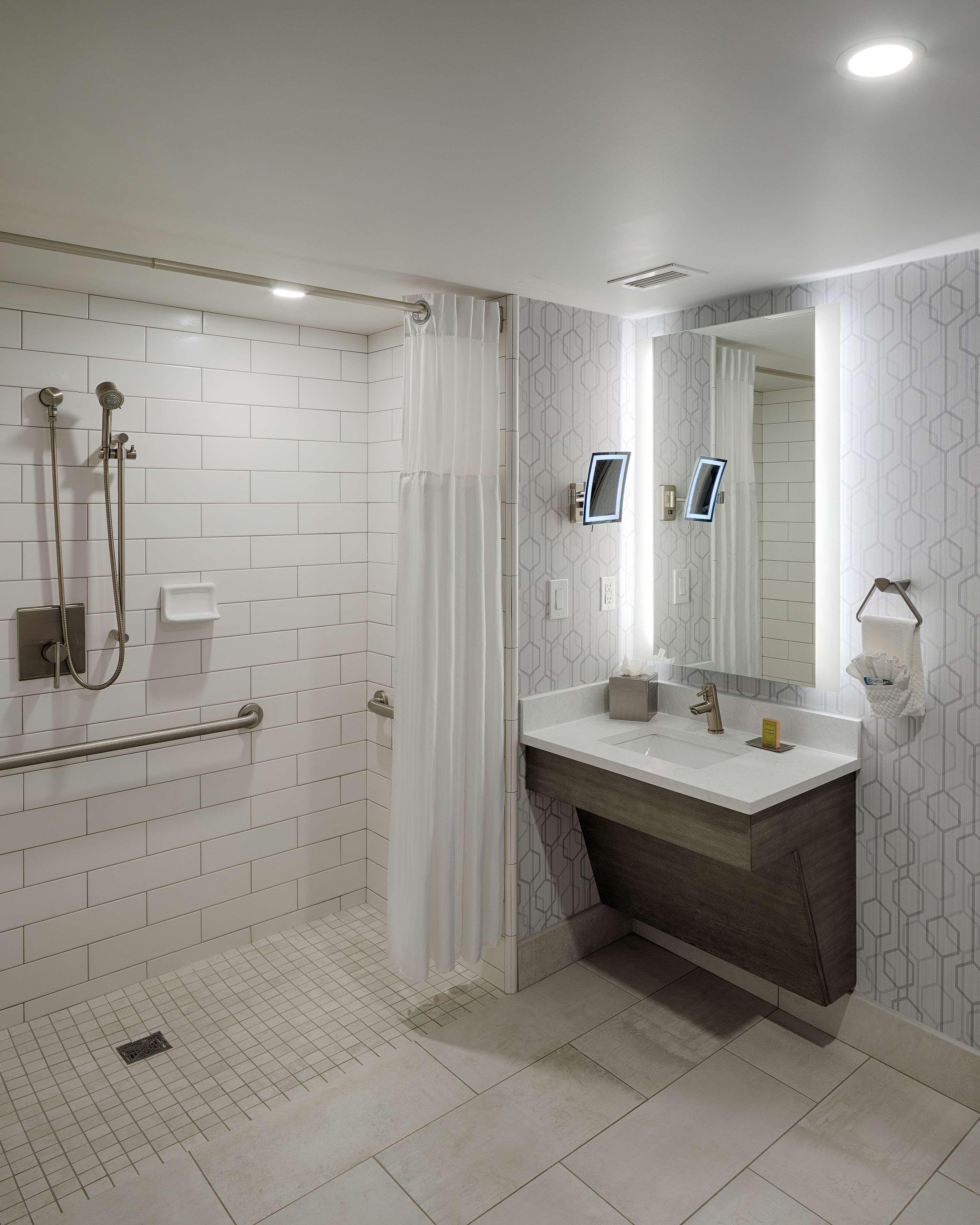 the kingsley bloomfield hills a doubletree by hilton