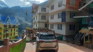Lotus Inn Blue Pine,,3 star