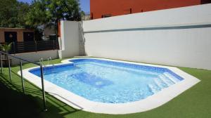 Pinar Del Mar,Begur>>Barcelona,3 star