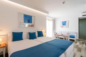 guya wave hotel