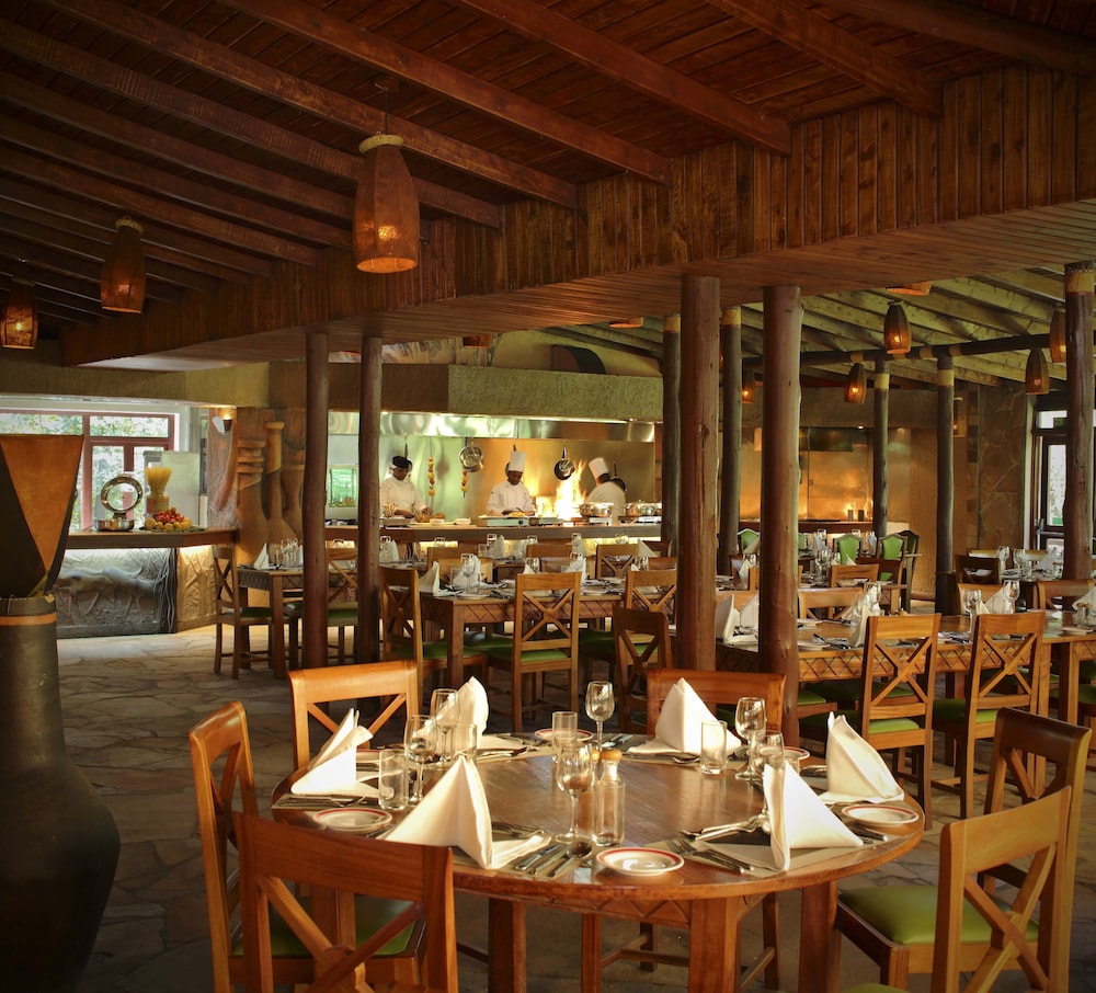 sarova mara game camp