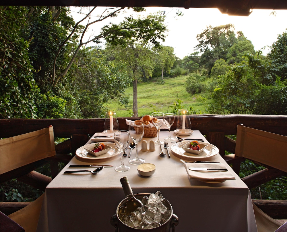 sarova mara game camp