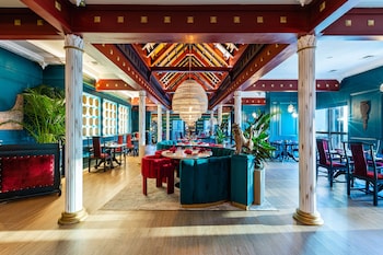 dusit thani dubai