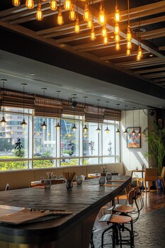 dusit thani dubai