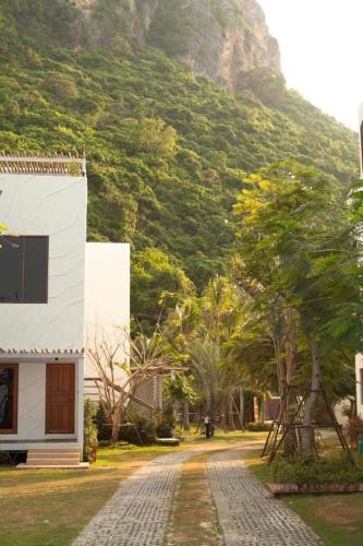 Hansar Pranburi,Prachuap Khiri Khan>>Hua Hin,3 star