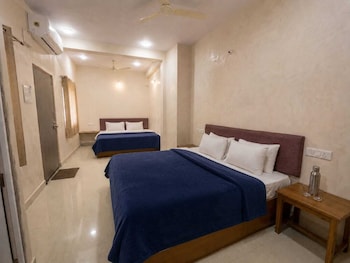 Kanha Homestay Near Mahakal Mandir,Ghee Mandi 25,2 star