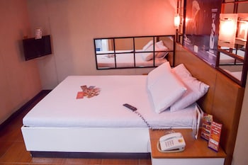 hotel sogo aurora blvd cubao