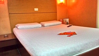 hotel sogo aurora blvd cubao