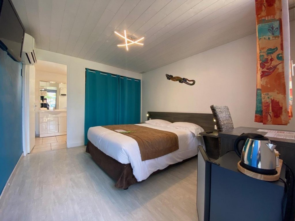 Hotel Des 4 Vents,Gard>>Aigues-Mortes,3 star