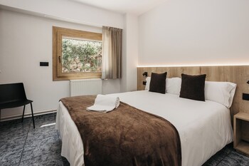 la trobada hotel sport