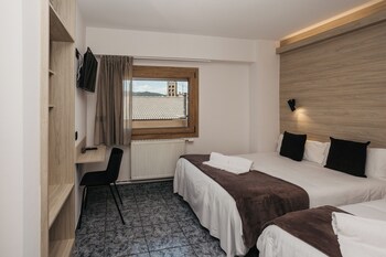 la trobada hotel sport