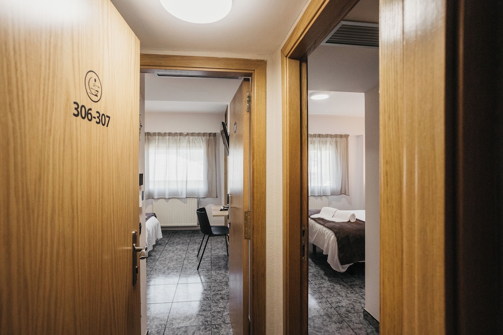 la trobada hotel sport