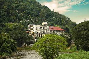 oak ray regency hotel