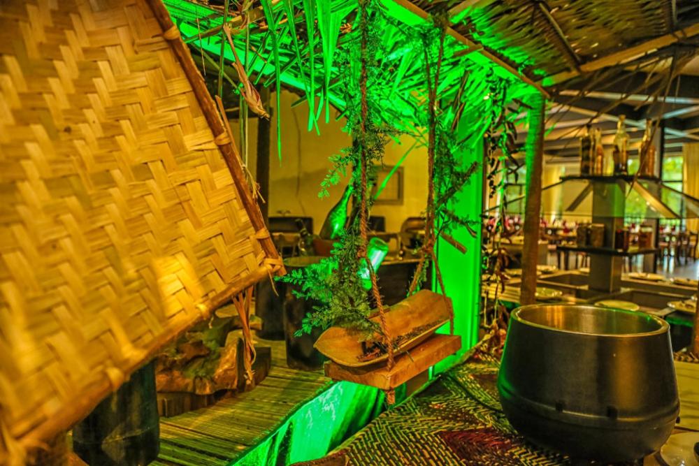 oak ray regency hotel