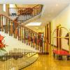 oak ray regency hotel