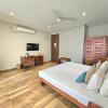 oak ray regency hotel