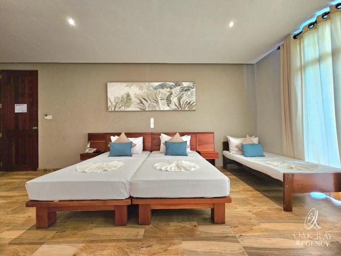 oak ray regency hotel