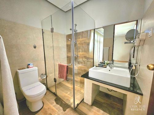 oak ray regency hotel