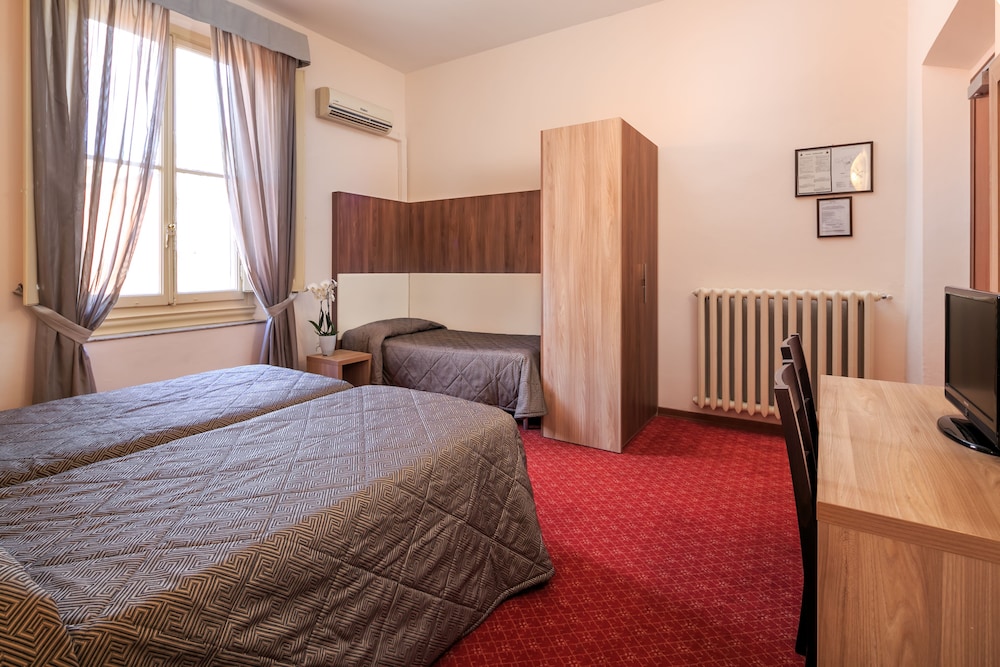 hotel arno bellariva