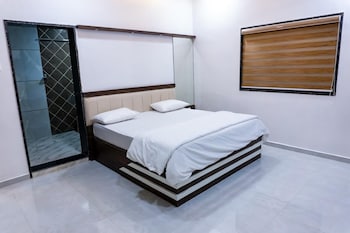 Advik Farms And Resort,,3 star