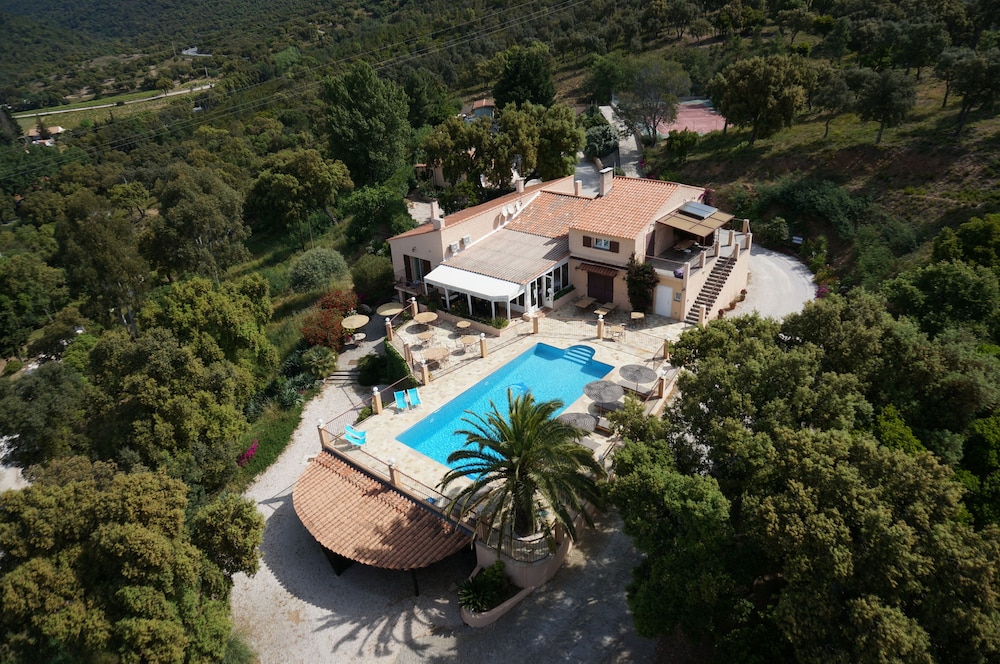 villa nais