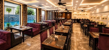 la savanna resort and spa by dl hotels and resorts