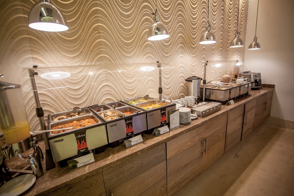 hoteles piedra alta by de los perez