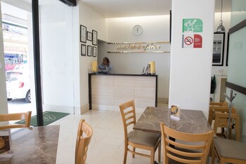 hoteles piedra alta by de los perez