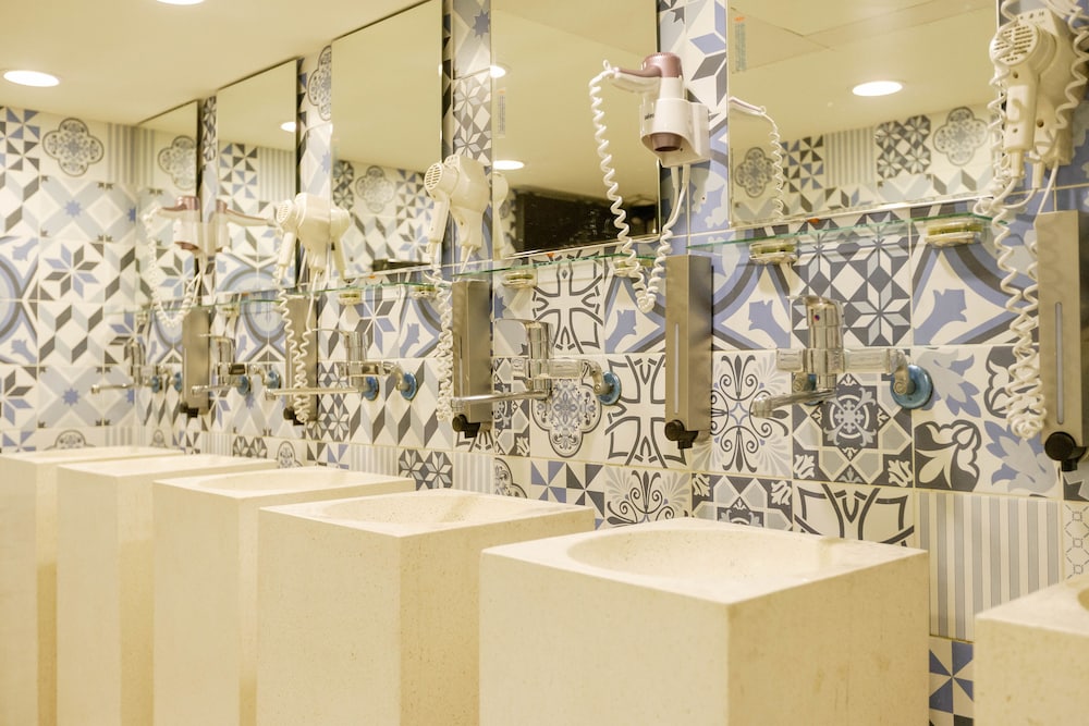 angels hostel taipei ximen