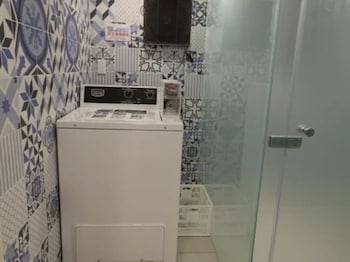 angels hostel taipei ximen