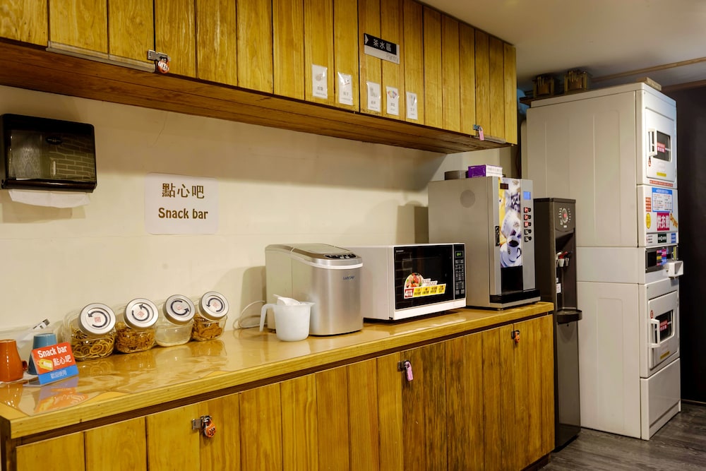 angels hostel taipei ximen