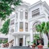 hoa nam hotel