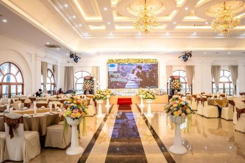 hoa nam hotel