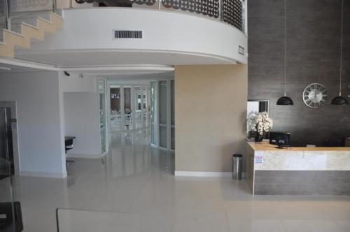 kamur plaza hotel