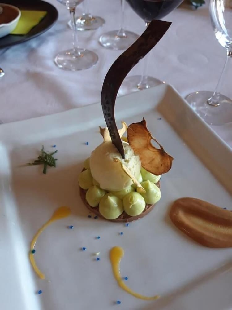 aux vieux arceaux