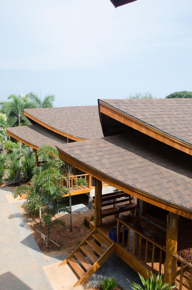 tique series boutique resort