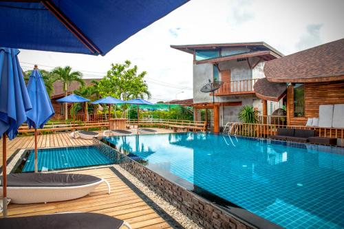 tique series boutique resort